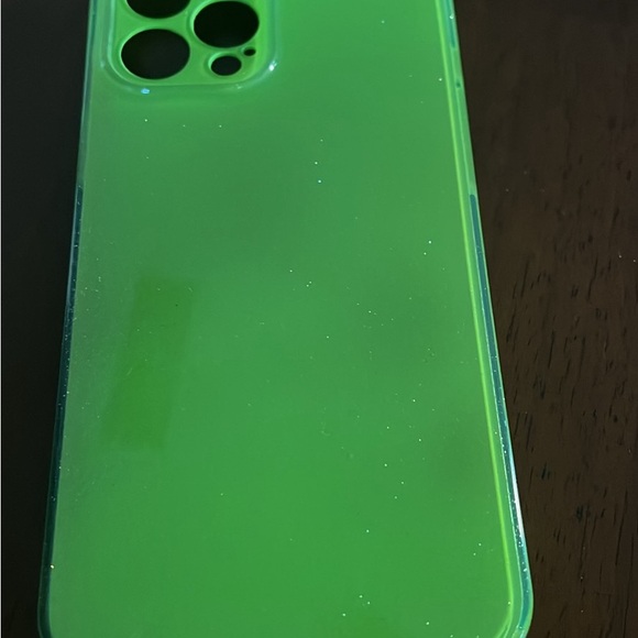 Several iPhone 12 Pro Max cell phone cases - Picture 14 of 14